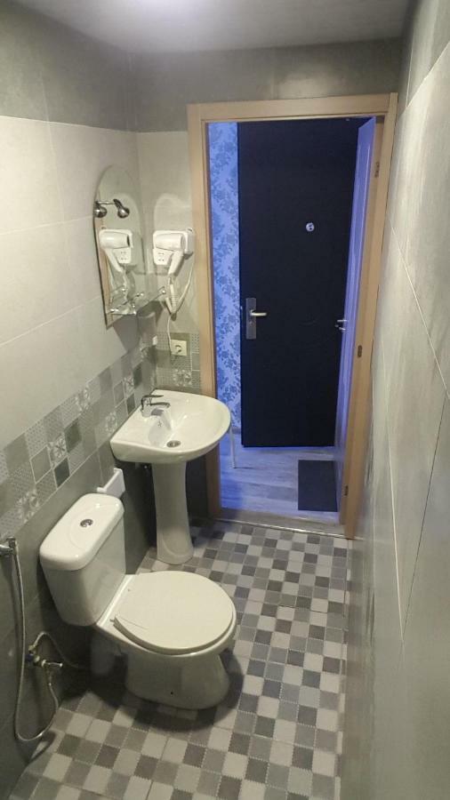 Atlas Hotel Тбилиси Экстерьер фото