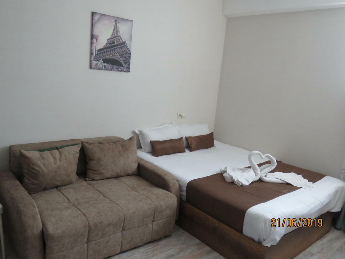 Atlas Hotel Тбилиси Экстерьер фото