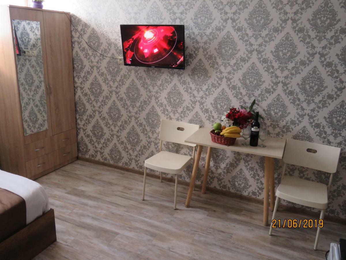 Atlas Hotel Тбилиси Экстерьер фото